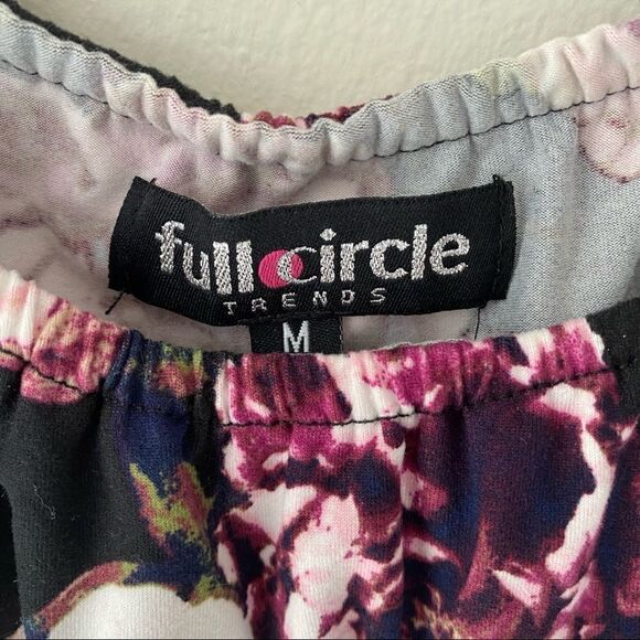 Floral tee  - Picture 3 of 5